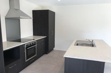 Photo of property in 2 Torrie Way, Pukekohe, 2120