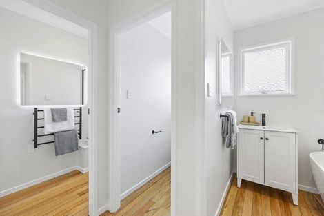 Photo of property in 109 Sandspit Road, Shelly Park, Auckland, 2014