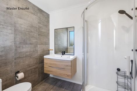 Photo of property in 141 Alexander Road, Raumati Beach, Paraparaumu, 5032