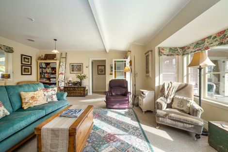 Photo of property in 10 Cotter Street, Greytown, 5712