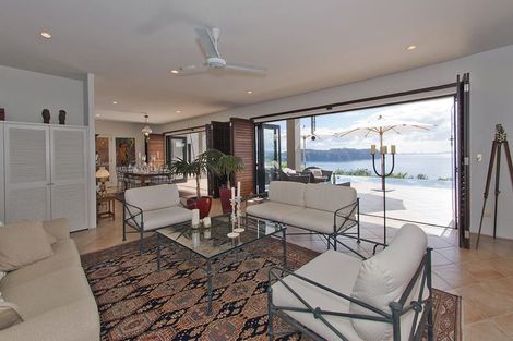 Photo of property in 73 Radar Road, Hot Water Beach, Whitianga, 3591