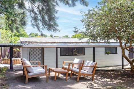 Photo of property in 17 Matipo Crescent, Pukete, Hamilton, 3200