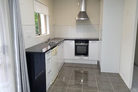 Photo of property in 8 Rebecca Rise, Weymouth, Auckland, 2103