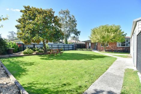 Photo of property in 69 Bush Street, Rangiora, 7400