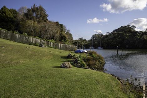 Photo of property in 24 James Kemp Place, Kerikeri, 0230