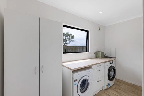 Photo of property in 94 James Line, Kelvin Grove, Palmerston North, 4414