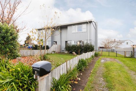 Photo of property in 8-10 Opie Place, Highbury, Palmerston North, 4412