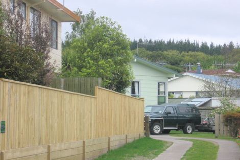 Photo of property in 4 Holland Grove, Richmond Heights, Taupo, 3330