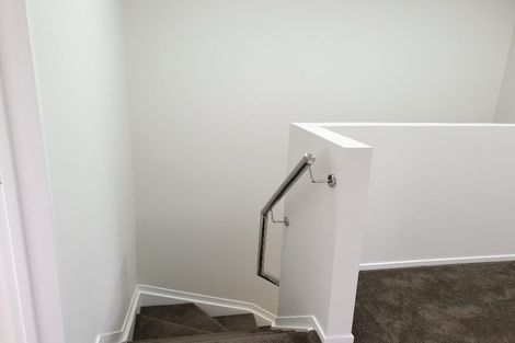 Photo of property in 4225a Great North Road, Glendene, Auckland, 0602