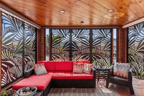 Photo of property in 37 Carter Drive, Pomare, Rotorua, 3015