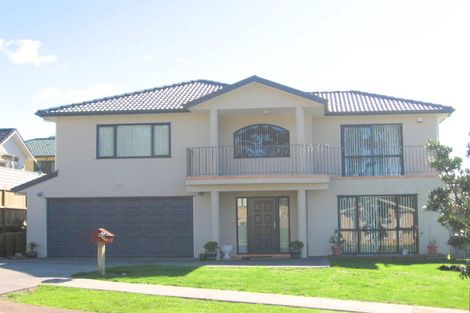 Photo of property in 43 San Valentino Drive, Henderson, Auckland, 0612