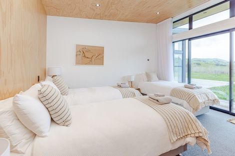 Photo of property in 360a Longbush Road, Hinakura, Masterton, 5884