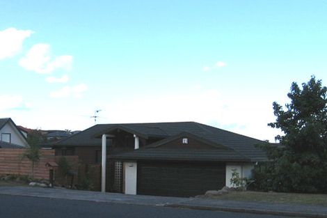 Photo of property in 140 Wiseley Road, West Harbour, Auckland, 0618