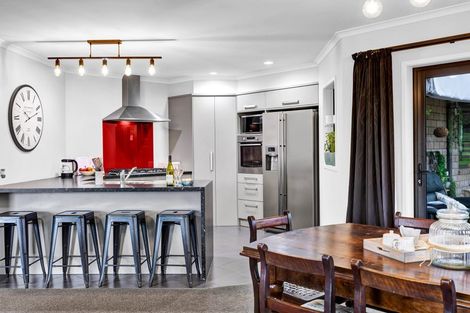 Photo of property in 34 Mercade Close, Stratford, 4332