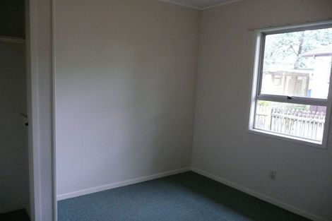 Photo of property in 9 Silverstone Place, Henderson, Auckland, 0612