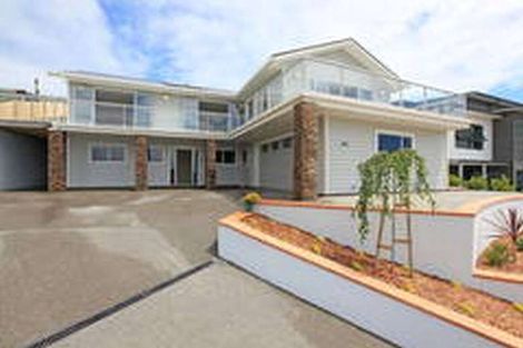 Photo of property in 18 Charlotte Way, Raumati South, Paraparaumu, 5032