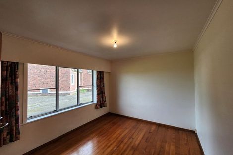Photo of property in 2 Victoria Avenue, Waiuku, 2123