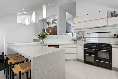 Photo of property in 102a Esplanade, Sumner, Christchurch, 8081