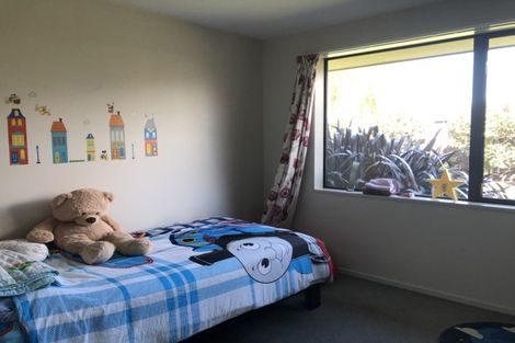 Photo of property in 16 Monet Vale, Rolleston, 7614