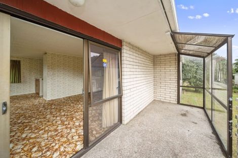 Photo of property in 16 Hinau Street, Inglewood, 4330