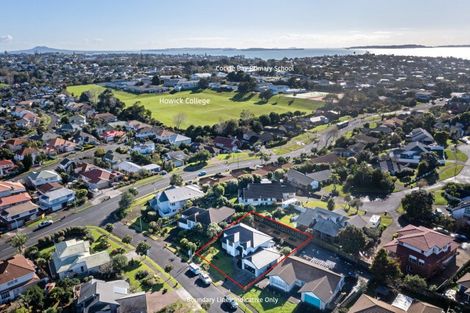 Photo of property in 8 Woodgers Way, Somerville, Auckland, 2014