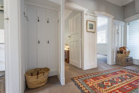 Photo of property in 9 Malcolm Avenue, Cashmere, Christchurch, 8022