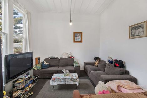 Photo of property in 90 Hinau Street, Castlecliff, Whanganui, 4501