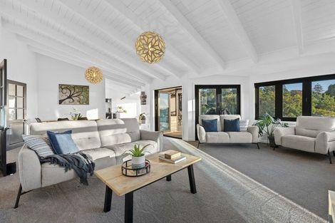 Photo of property in 12a Ridge Lane, New Plymouth, 4310