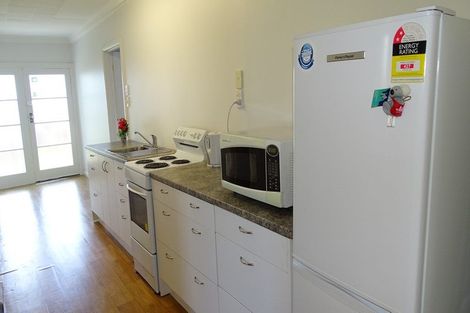 Photo of property in 78 Queen Street West, Levin, 5510