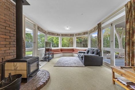 Photo of property in 393 Aokautere Drive, Aokautere, Palmerston North, 4471