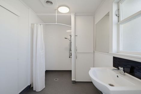 Photo of property in 18 Wyatt Avenue, Onekawa, Napier, 4110