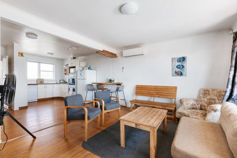 Photo of property in 590 Maunganui Road, Mount Maunganui, 3116