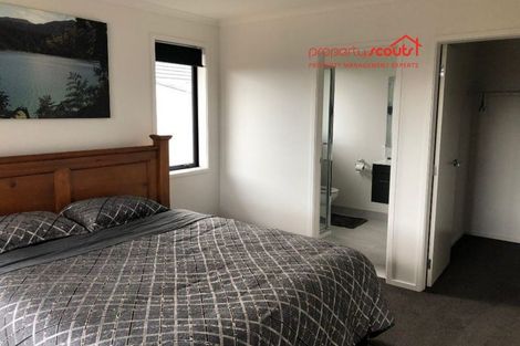 Photo of property in 9 Kaurinui Crescent, One Tree Point, 0118