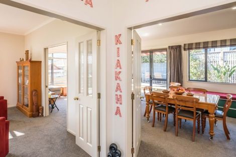 Photo of property in 3 Millennium Hill, Paraparaumu, 5032