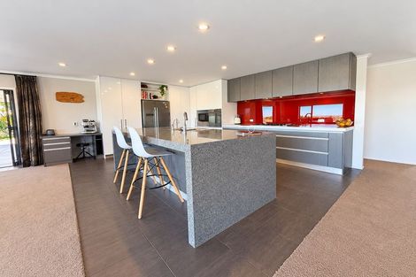 Photo of property in 48 Travers Road, Te Kauwhata, 3782