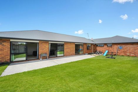 Photo of property in 4 Piwakawaka Court, Rototuna North, Hamilton, 3210
