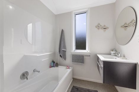 Photo of property in 22a Clyde Street, Oamaru North, Oamaru, 9400