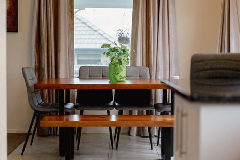 Photo of property in 67 Eugenia Rise, Totara Heights, Auckland, 2105