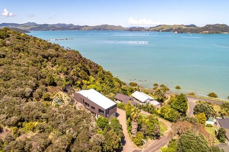 Photo of property in 90 Harbour View Road, Coromandel, 3581