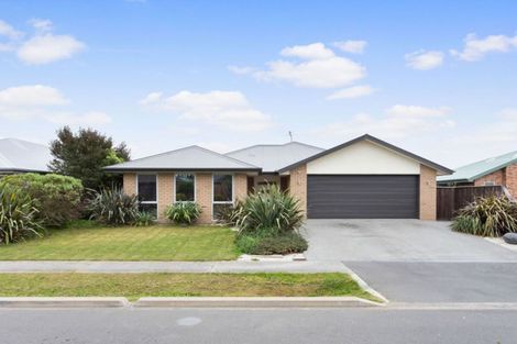 Photo of property in 12 Puaka Street, Pegasus, 7612