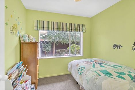 Photo of property in 2/141 Withells Road, Avonhead, Christchurch, 8042