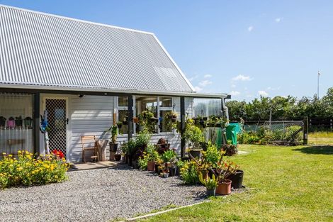 Photo of property in 95 Lake Ferry Road, Lake Ferry, Featherston, 5772