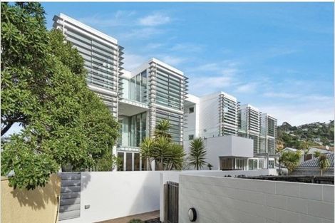 Photo of property in 2/22 Esplanade, Sumner, Christchurch, 8081