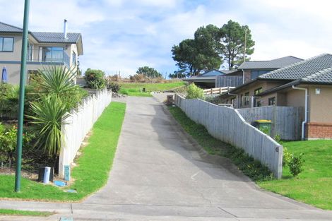 Photo of property in 41 Roberta Crescent, Orewa, 0931