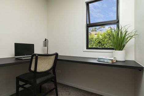 Photo of property in 21b Churchouse Road, Greenhithe, Auckland, 0632