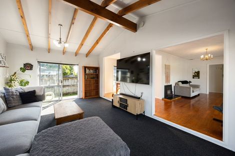 Photo of property in 13 Kingsley Street, St Andrews, Hamilton, 3200