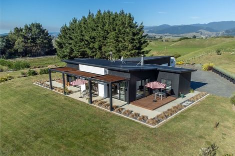 Photo of property in 9 Kristin Place, Manakau, Levin, 5573