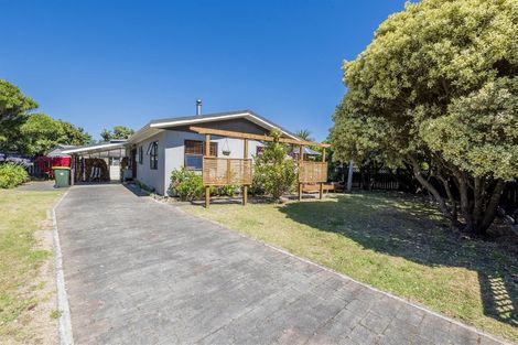 Photo of property in 49 Tasman Road, Otaki Beach, Otaki, 5512