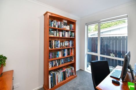 Photo of property in 5 The Circle, Manly, Whangaparaoa, 0930