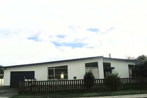 Photo of property in 18 Sunshine Avenue, Paraparaumu, 5032